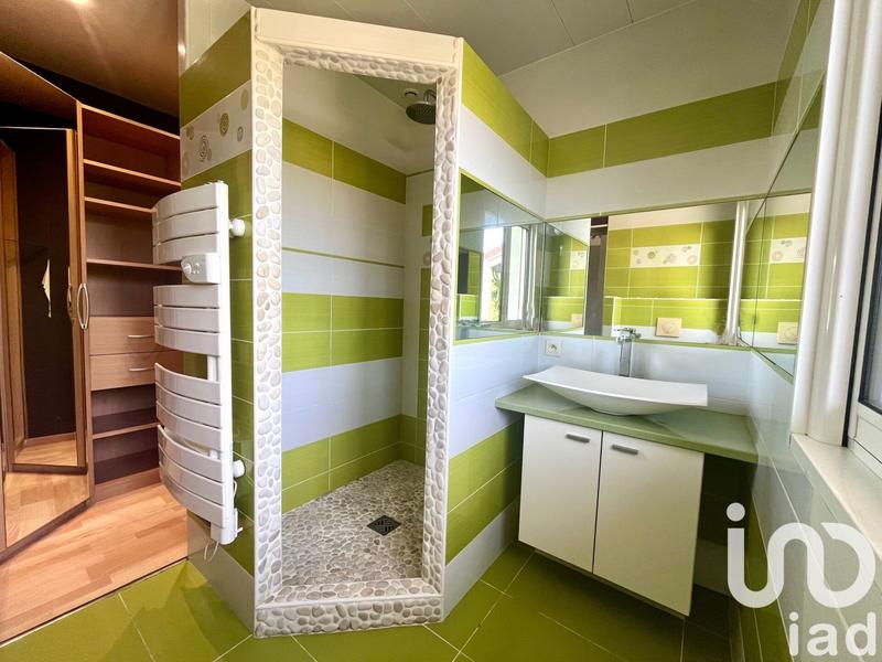 Maison - 196 m² - 7 pièces