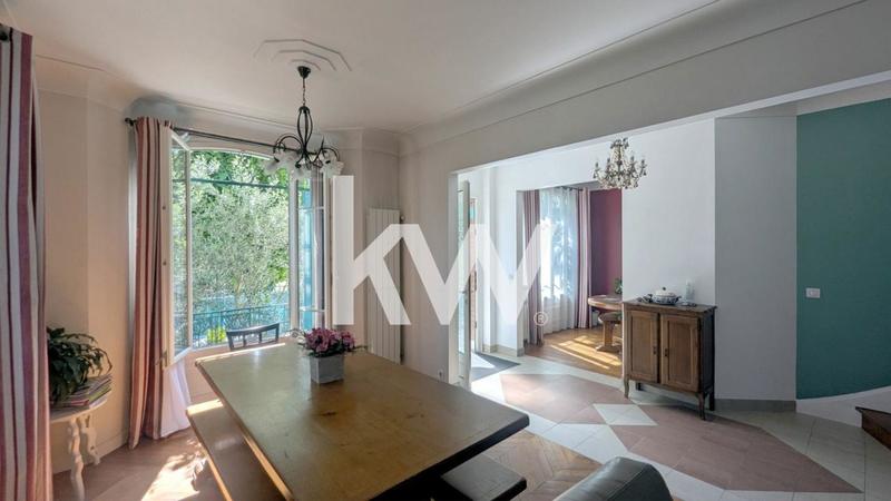 Maison - 139 m² - 7 pièces