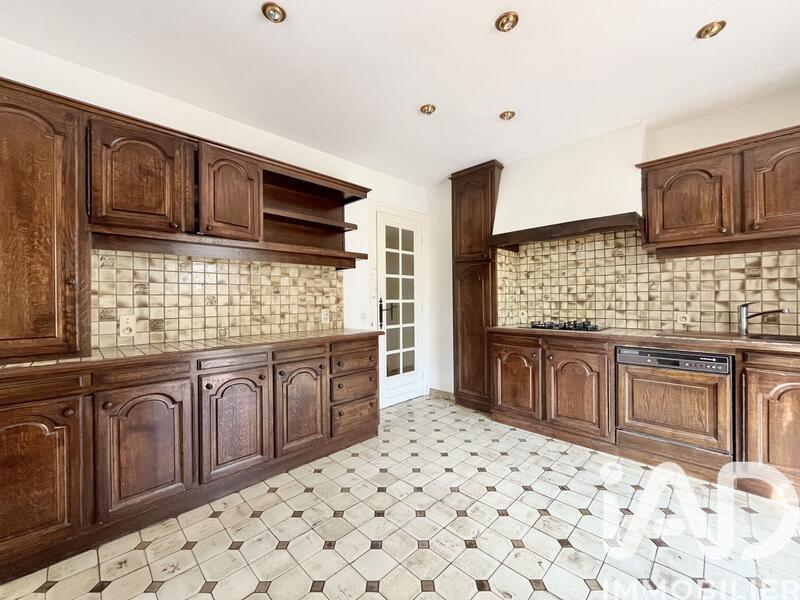 Maison - 100 m² - 5 pièces