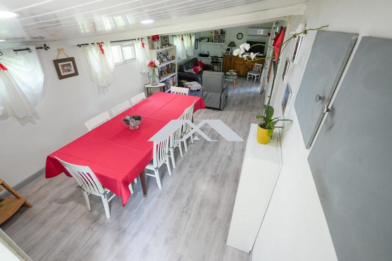 Maison traditionnelle - 148 m² - 5 pièces