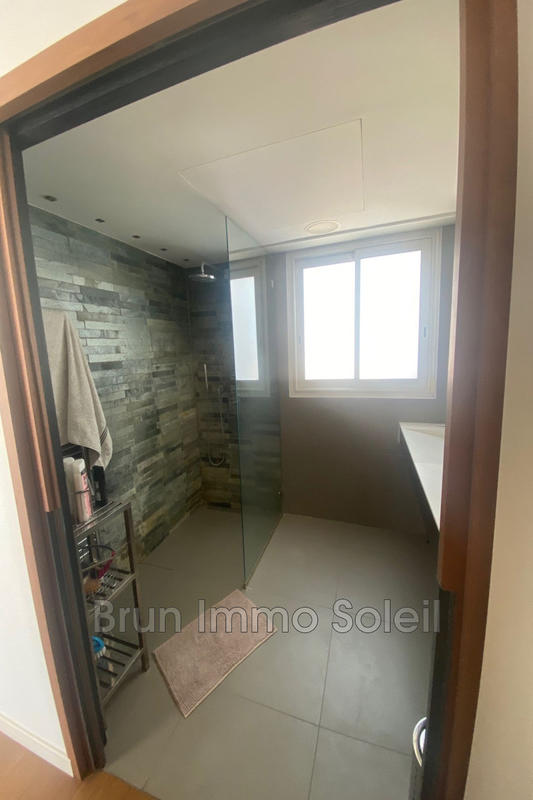 Appartement - 104 m² - 3 pièces