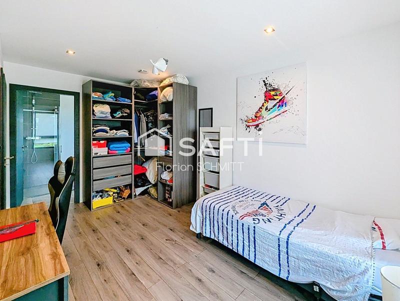 Maison - 158 m² - 6 pièces