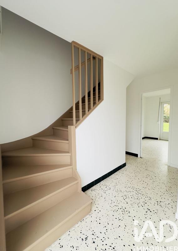 Maison - 118 m² - 8 pièces