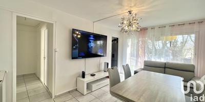 Appartement - 95 m² - 6 pièces