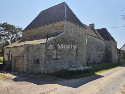 Maison ancienne - 268 m² - 7 pièces