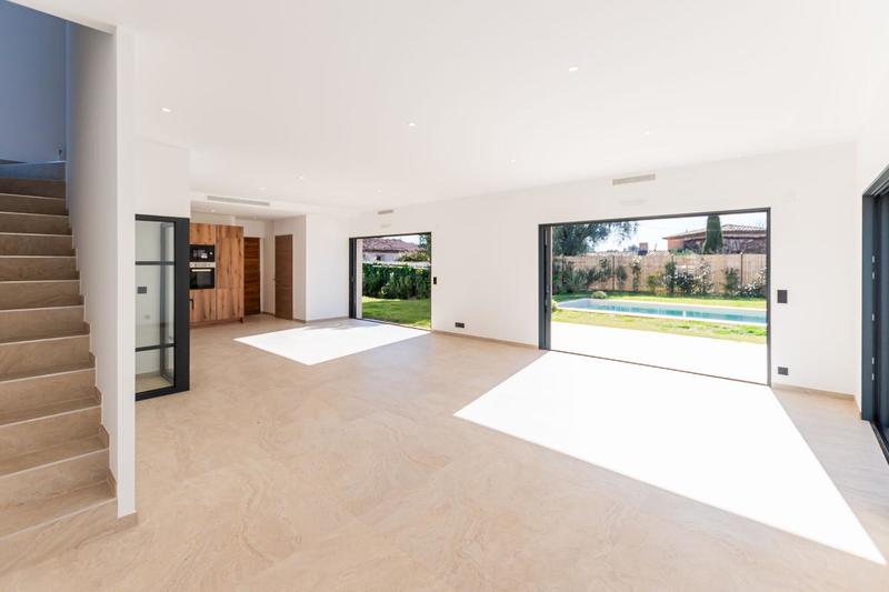 Villa - 163 m² - 5 pièces