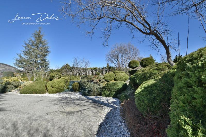 Maison - 137 m² - 7 pièces