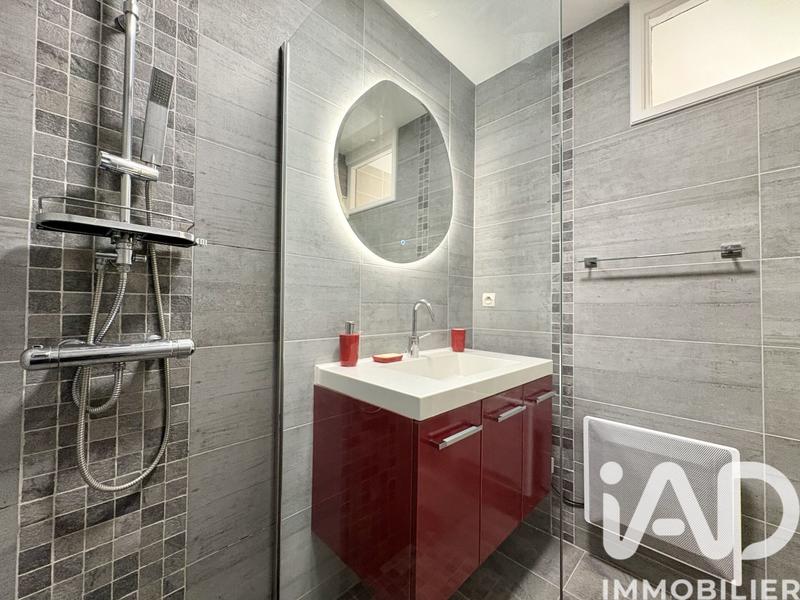 Maison - 166 m² - 8 pièces