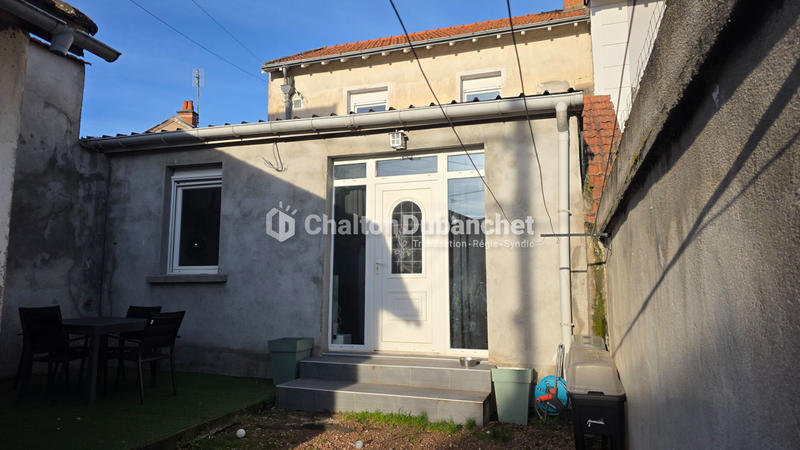 Maison - 80 m² - 4 pièces