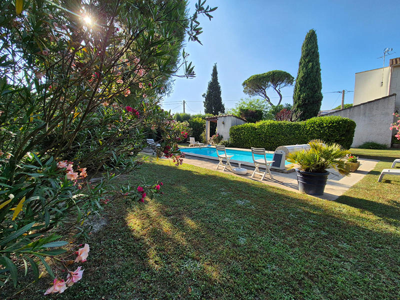 Maison - 180 m² - 5 pièces