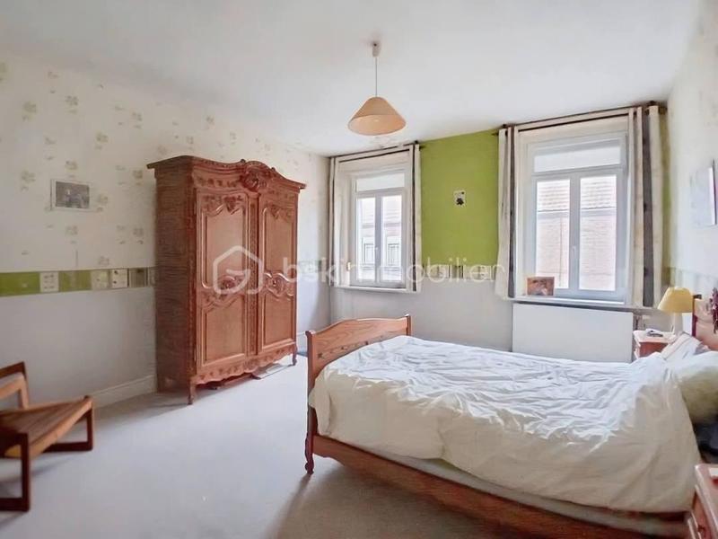 Maison de ville - 220 m² - 8 pièces