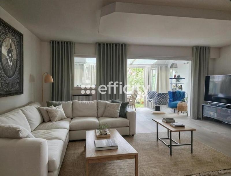 Maison - 109 m² - 5 pièces