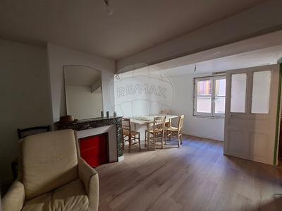 Immeuble - 170 m² - 9 pièces