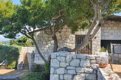 Maison - 150 m² - 4 pièces