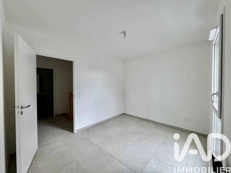 Maison - 76 m² - 4 pièces