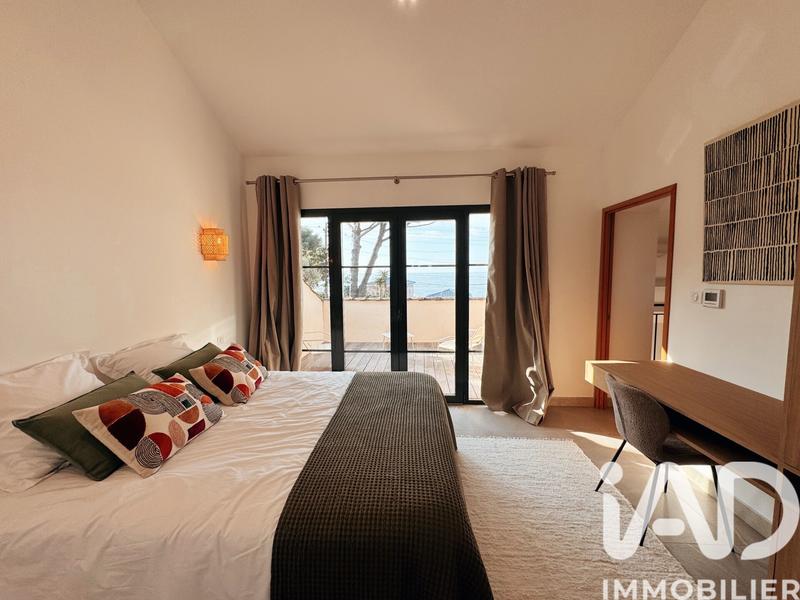 Maison de maîtres - 207 m² - 7 pièces