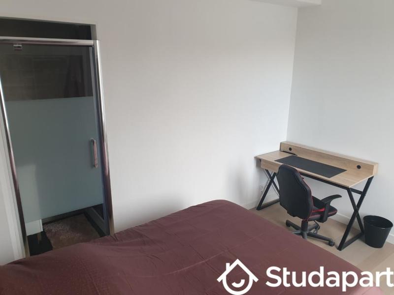 Chambre - 17 m² - 1 pièce