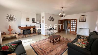 Maison - 180 m² - 6 pièces