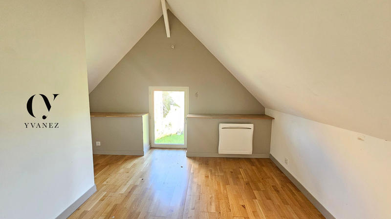 Maison - 211 m² - 9 pièces