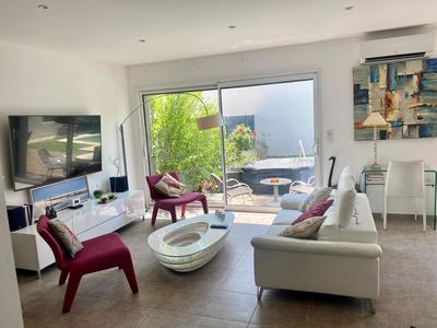 Maison - 86 m² - 4 pièces