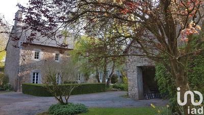 Maison - 350 m² - 6 pièces