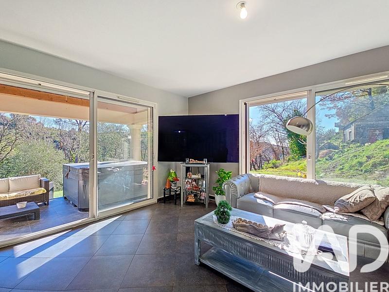 Maison - 126 m² - 6 pièces