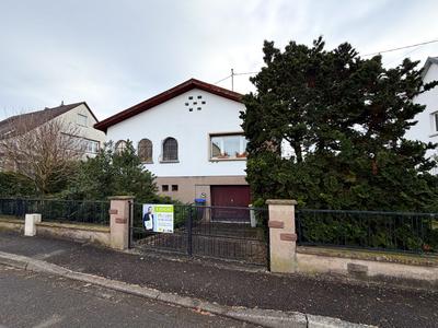 Maison - 135 m² - 6 pièces