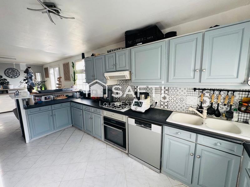 Maison - 90 m² - 5 pièces