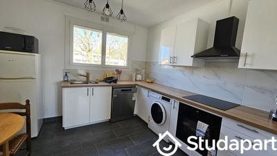 Chambre - 12 m² - 1 pièce