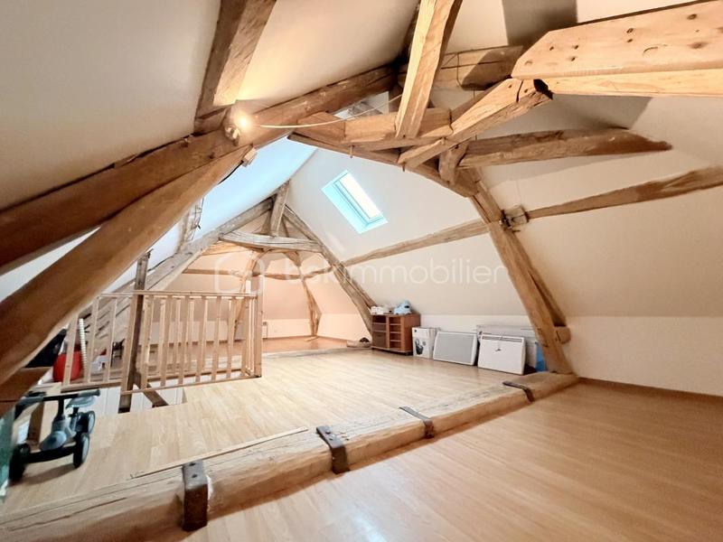 Maison - 110 m² - 4 pièces