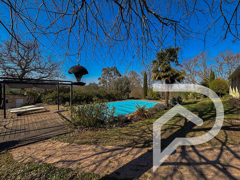 Maison - 131 m² - 6 pièces