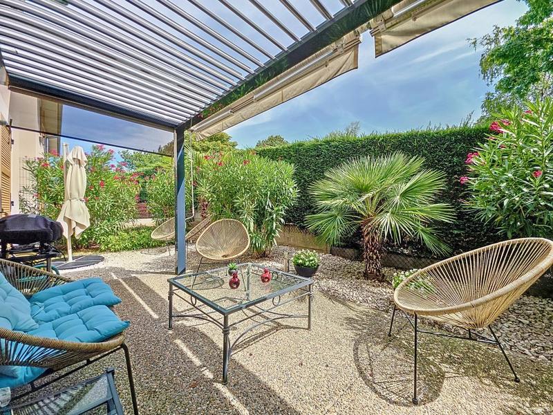 Maison - 102 m² - 5 pièces