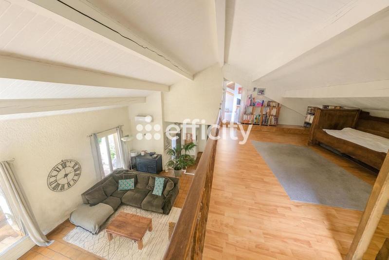 Villa - 290 m² - 5 pièces