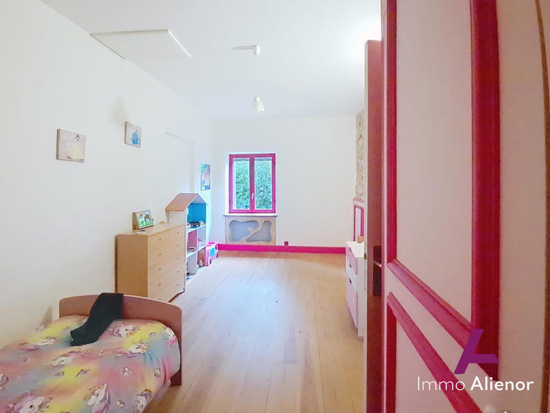 Maison - 169 m² - 5 pièces