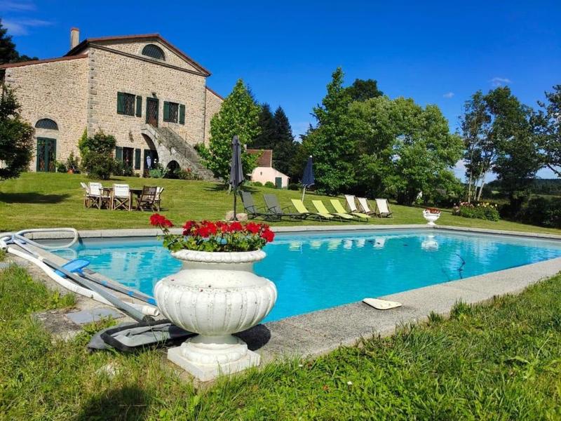 Demeure - 535 m² - 10 pièces