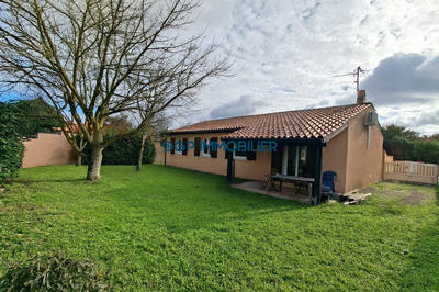 Maison traditionnelle - 91 m² - 4 pièces