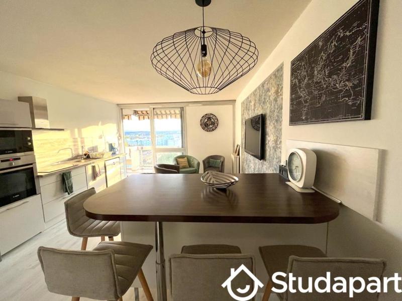 Chambre - 11 m² - 1 pièce