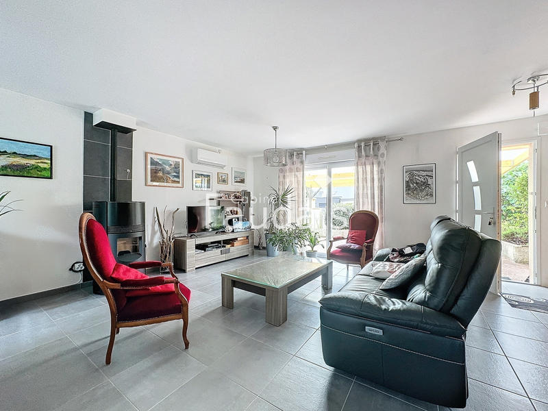 Maison - 141 m² - 7 pièces