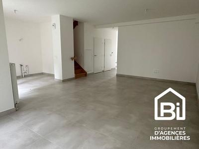 Maison - 106 m² - 5 pièces