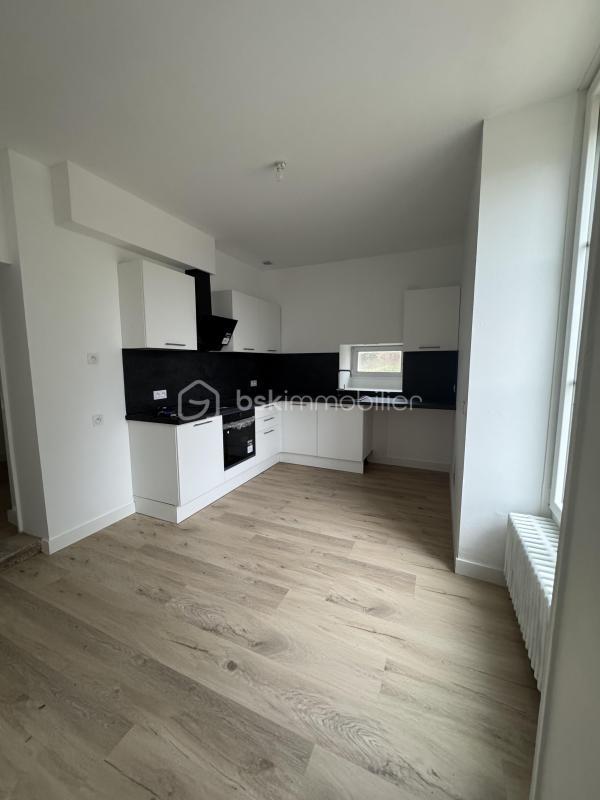 Maison ancienne - 261 m² - 10 pièces