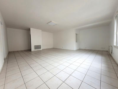 Appartement - 111 m² - 5 pièces