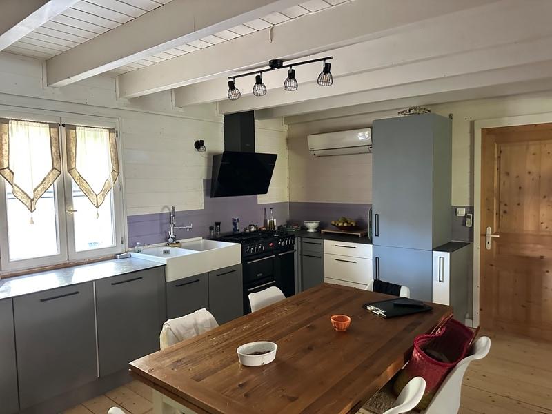 Maison de bois - 125 m² - 4 pièces