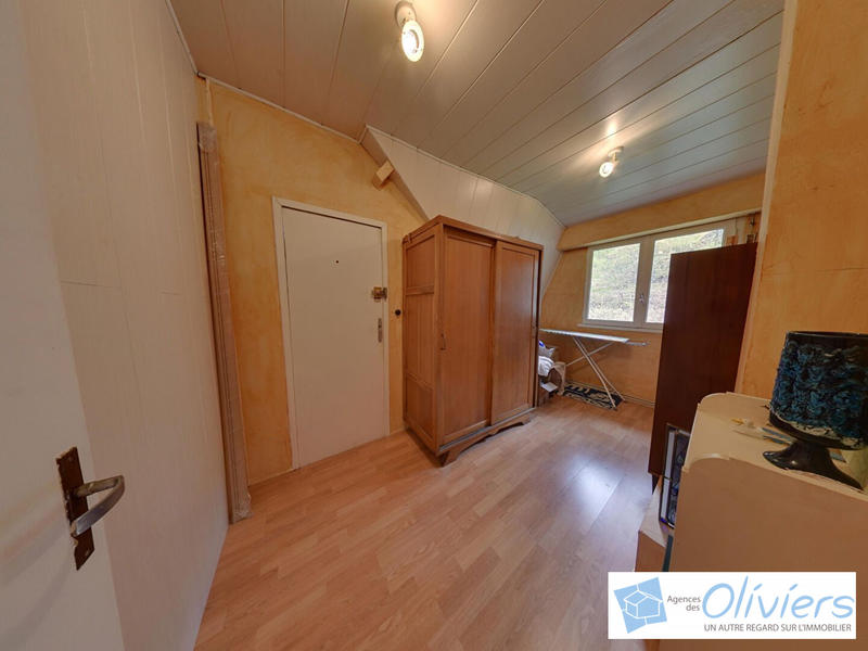 Maison - 110 m² - 6 pièces