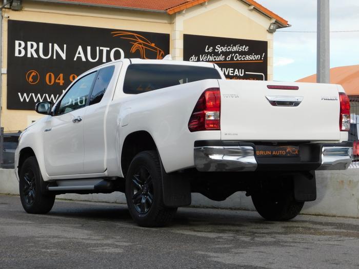 Toyota Hilux 2.4 d-4d 150ch X-Tra Cabine Legende 2 Places 4wd Bva My25