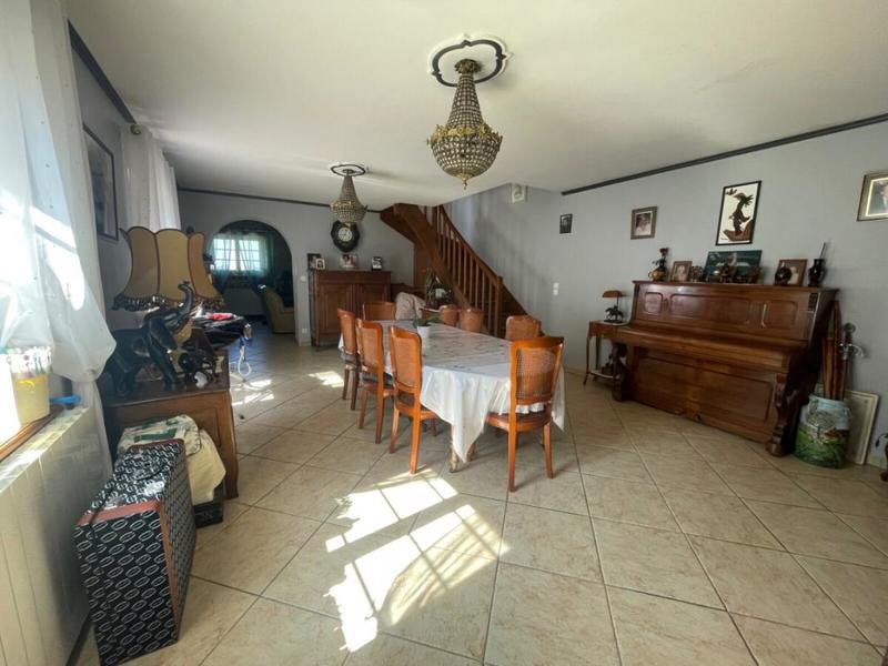 Maison - 150 m² - 9 pièces
