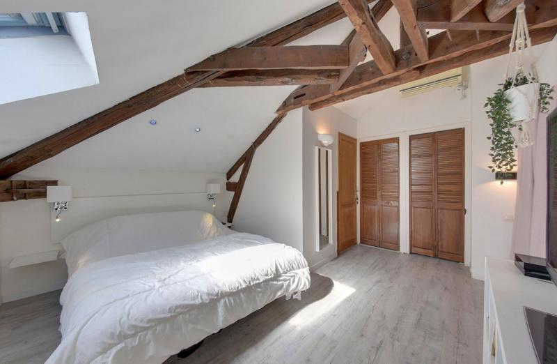 Maison traditionnelle - 133 m² - 7 pièces