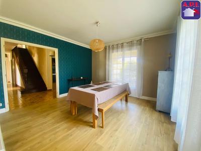 Maison - 172 m² - 7 pièces