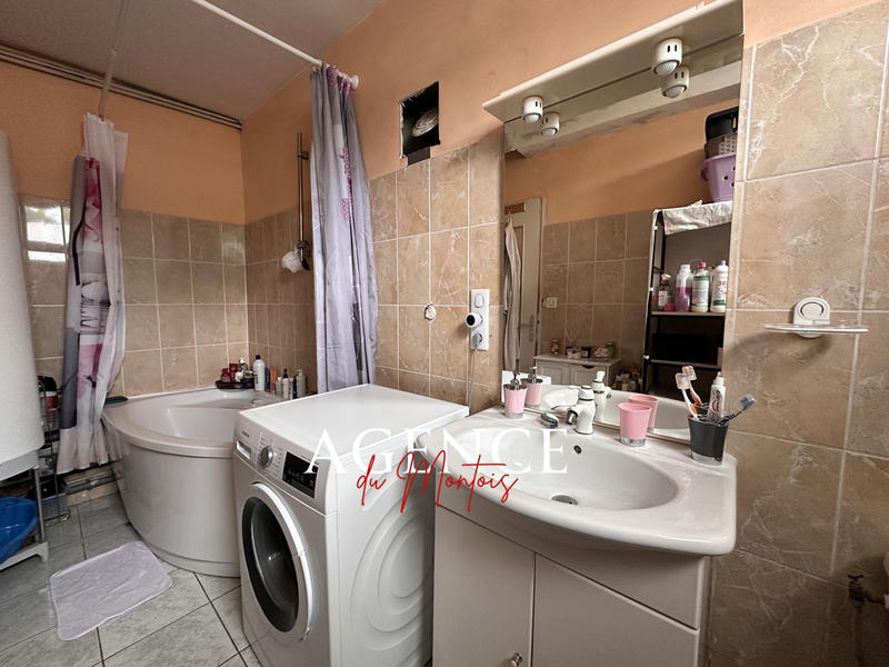 Maison - 151 m² - 6 pièces