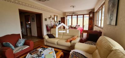 Propriété - 170 m² - 7 pièces