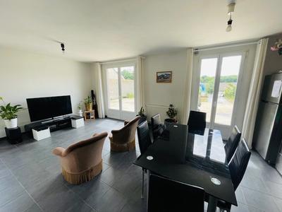 Maison - 101 m² - 7 pièces